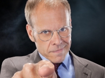 *Alton Brown - *Fav Chefs