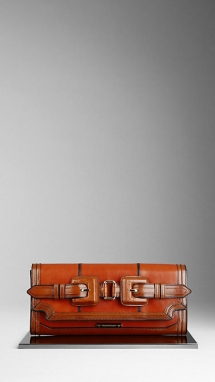 Burberry Clutch - Fave Clothing & Fashion Accessories