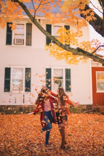 Counrty House in Autumn - Enjoy the Outdoors