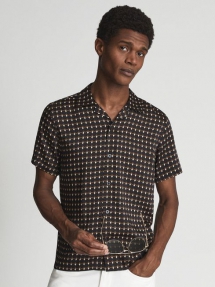 Cuban Collar Geo Print Shirt - Man Style