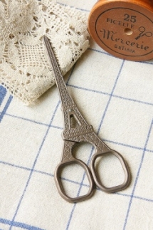 Eiffel Tower Scissors - Just cause