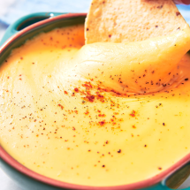 Game Night Isn’t Complete Without This Simple Nacho Cheese Sauce - Tasty Grub