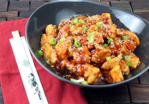 General Tso's Chicken - Tasty Grub