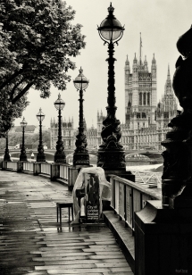 London, England - Amazing black & white photos