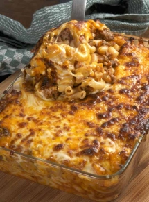 Macaroni and Beef with Cheese - Cooking