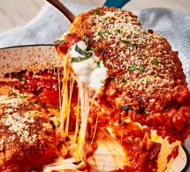 Mozzarella-Stuffed Chicken Parm - Tasty Grub