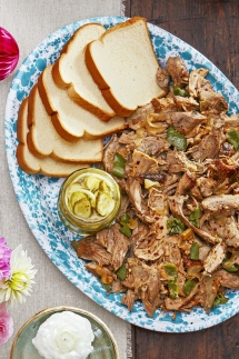 Oven-Roasted Pulled Pork with Sweet-and-Spicy Sauce - I love to cook