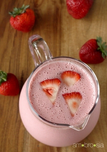 Strawberry Lassi - Food, Drink and Baking