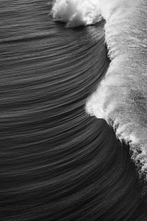 The power of the ocean - Amazing black & white photos