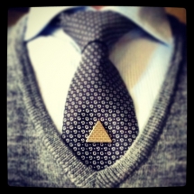 Tie Mags - Clothes make the man