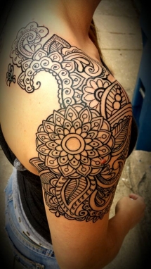 Tribal shoulder tattoo - Cool Tattoos