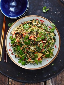 Vegan Chinese Noodles - Cooking