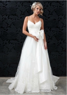 Wedding dress with spaghetti straps - Everything Weddings