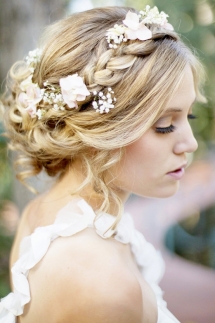 Wedding Upstyles & Updo's - Everything Weddings