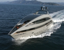 YachtPlus 40 - Motorboats