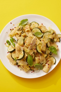 Zucchini Bolognese - Cooking