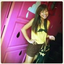Photo of Gina Tan 