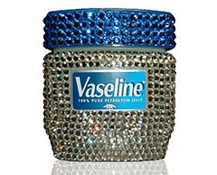 20 beauty uses of Vaseline - A girl's best friend