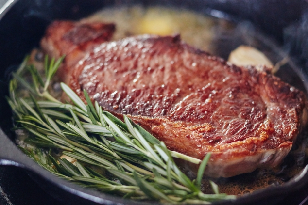 3 Steps to a Perfectly Cooked Stovetop Steak - FaveThing.com