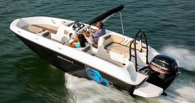 Bayliner Element E18 deck boat - Image 3