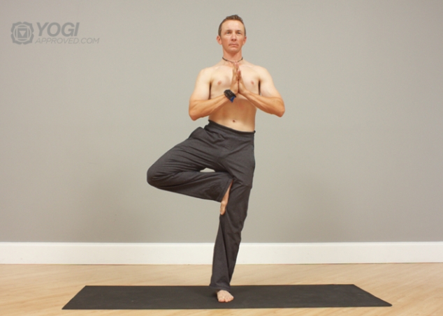 Beginner Yoga Poses For Men - FaveThing.com