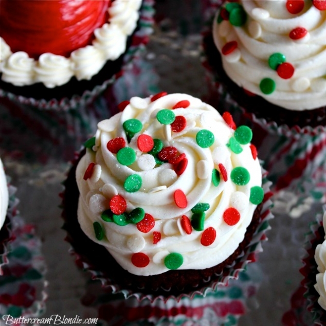 Black and White Peppermint Mocha Cupcakes