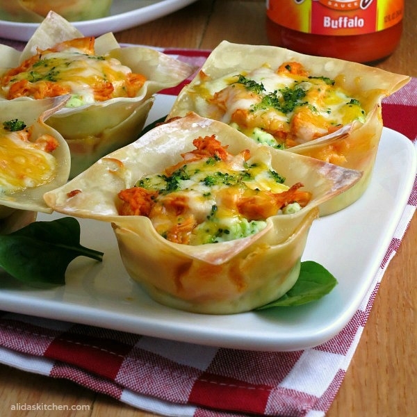 buffalo chicken lasagna cups