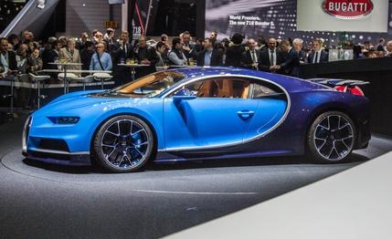 Bugatti Chiron - Image 2