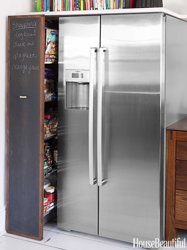 Chalkboard pull-out pantry