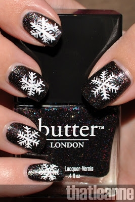 Christmas nail art - Image 2