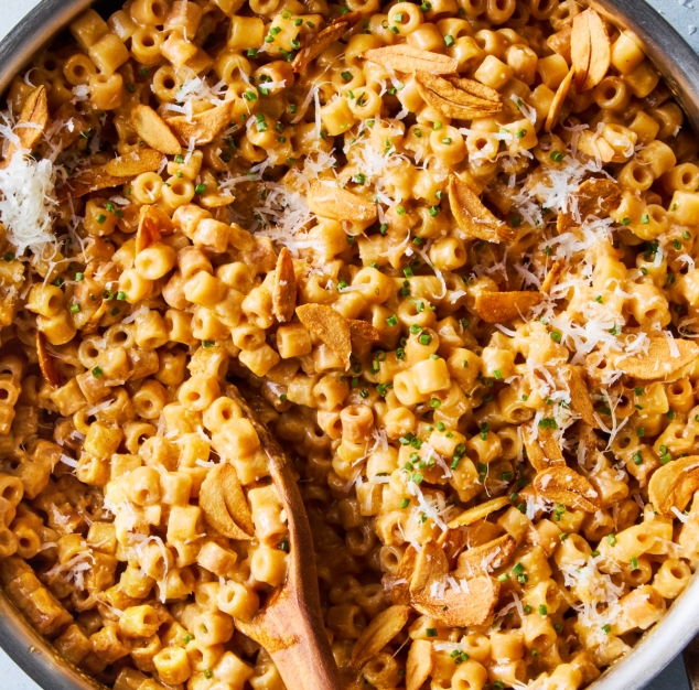 Creamy Garlicky Alfredo Ditalini Is the Comforting Summer Dinner I Didn't Know I Needed