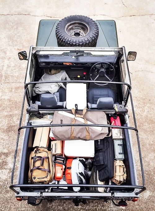Defender 90 packed and ready to go