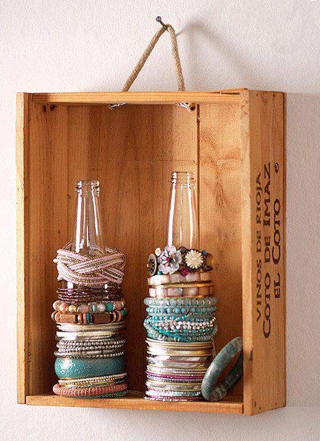 DIY bottle bracelet holder