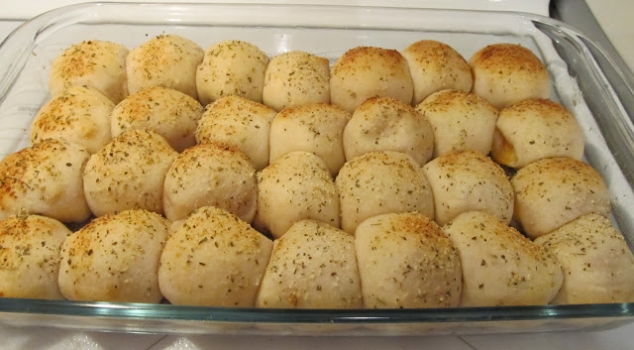 Easy Pepperoni Rolls - Image 3