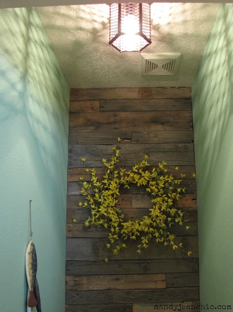 Fantastic Wall Idea for a Bathroom - Image 2