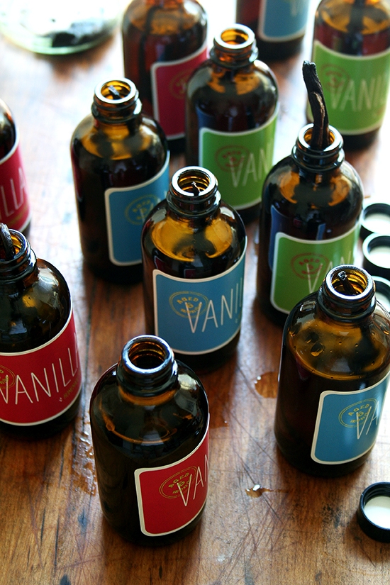 Homemade Vanilla Extract - Image 2