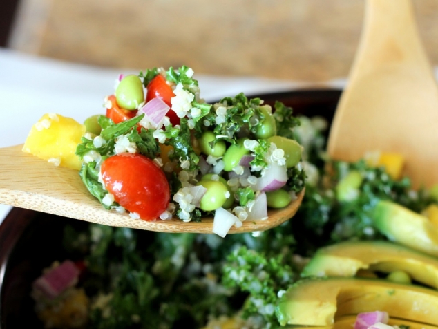 Kale, Edamame, & Quinoa Salad with Lemon Vinaigrette - Image 2