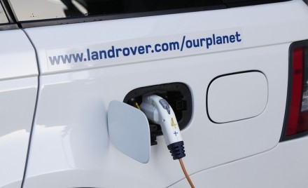 Land Rover Range_e Plug-In Diesel Hybrid - Image 3