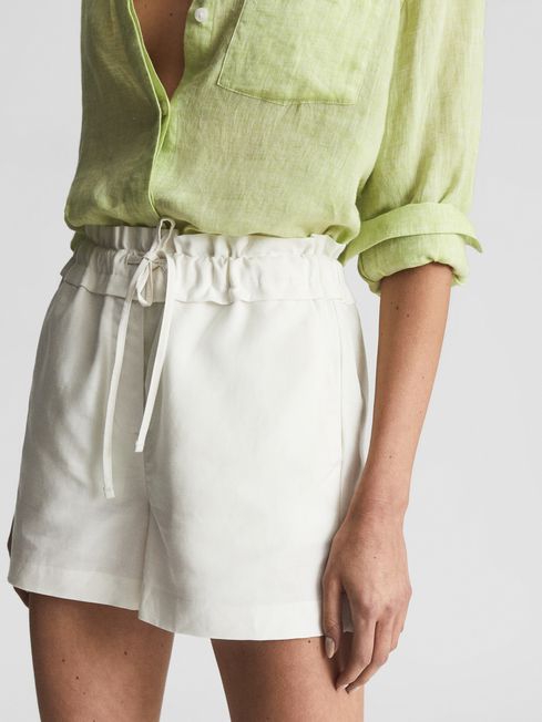 Linen Pull On Shorts - Image 3