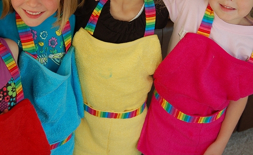 Love these easy to make smocks for kids! - Image 2