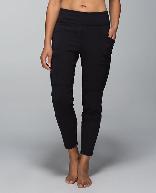 Lululemon Om & Roam Untight Tight