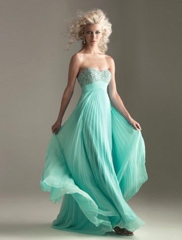 Love this gown!
