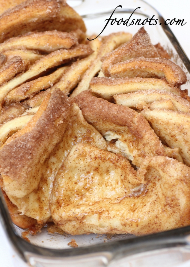 Cinnamon and Sugar Pull-Apart Bread