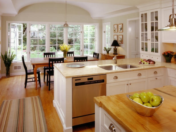 Another traditional white kitchen