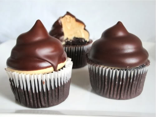 Chocolate Peanut Butter Cupcakes 