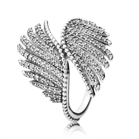 Majestic Feathers Ring by Pandora 