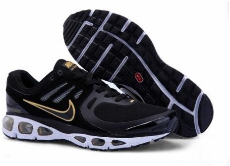 Mens Nike Air Max 2010 Black Gold Shoes