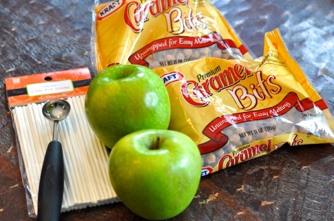 Mini Caramel Apples Recipe - Image 2