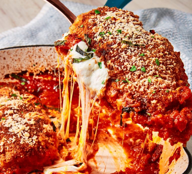 Mozzarella-Stuffed Chicken Parm