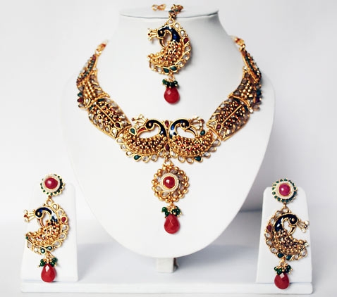 Multicolor Antique Finish Imitation Necklace Set